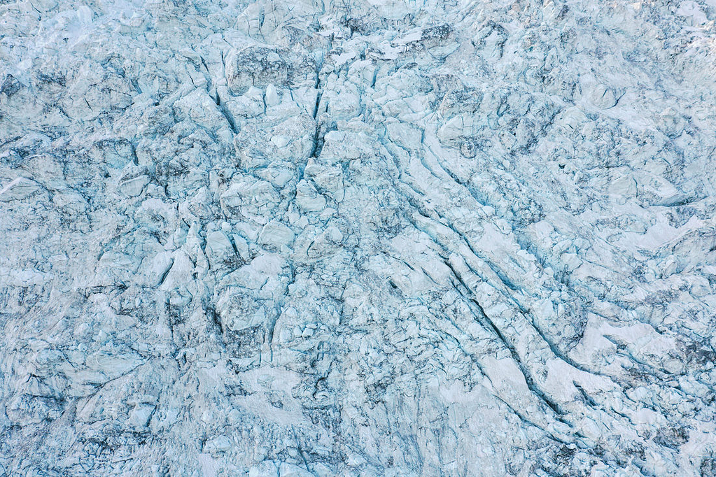 mont blanc gletscher drohne luftaufnahme