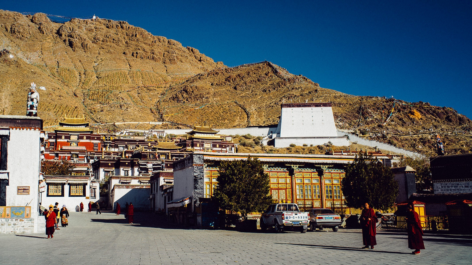 tibet xigaze everest shekar lhasa 0001 - Von Xigaze nach Shegar